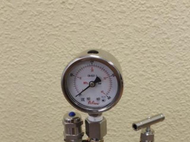 датчик давления и температуры