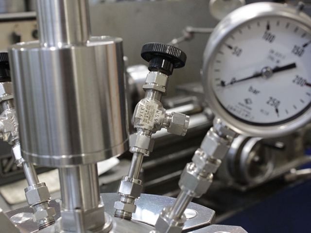 РВД АН - 1- кран реактора