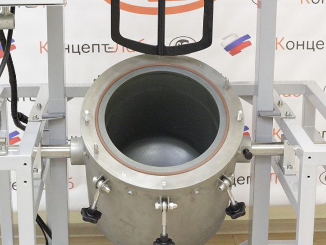 Реакционная емкость с футеровкой