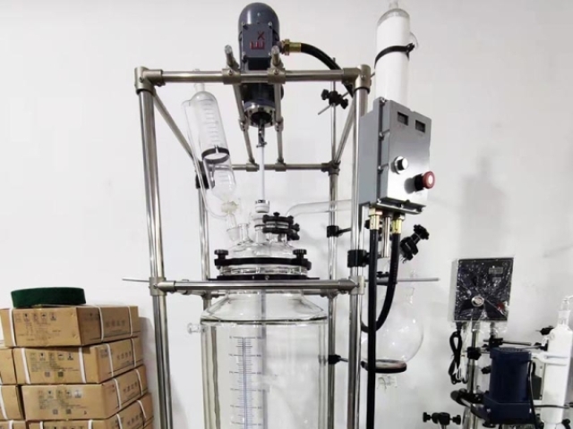 реактор стеклянный 100 литров