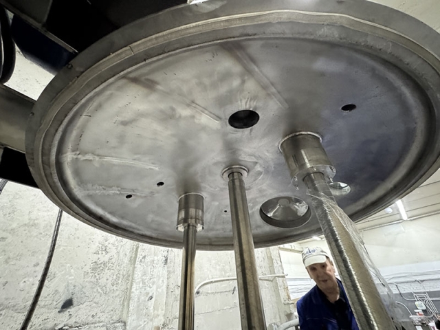 диссольвер - крышка снизу